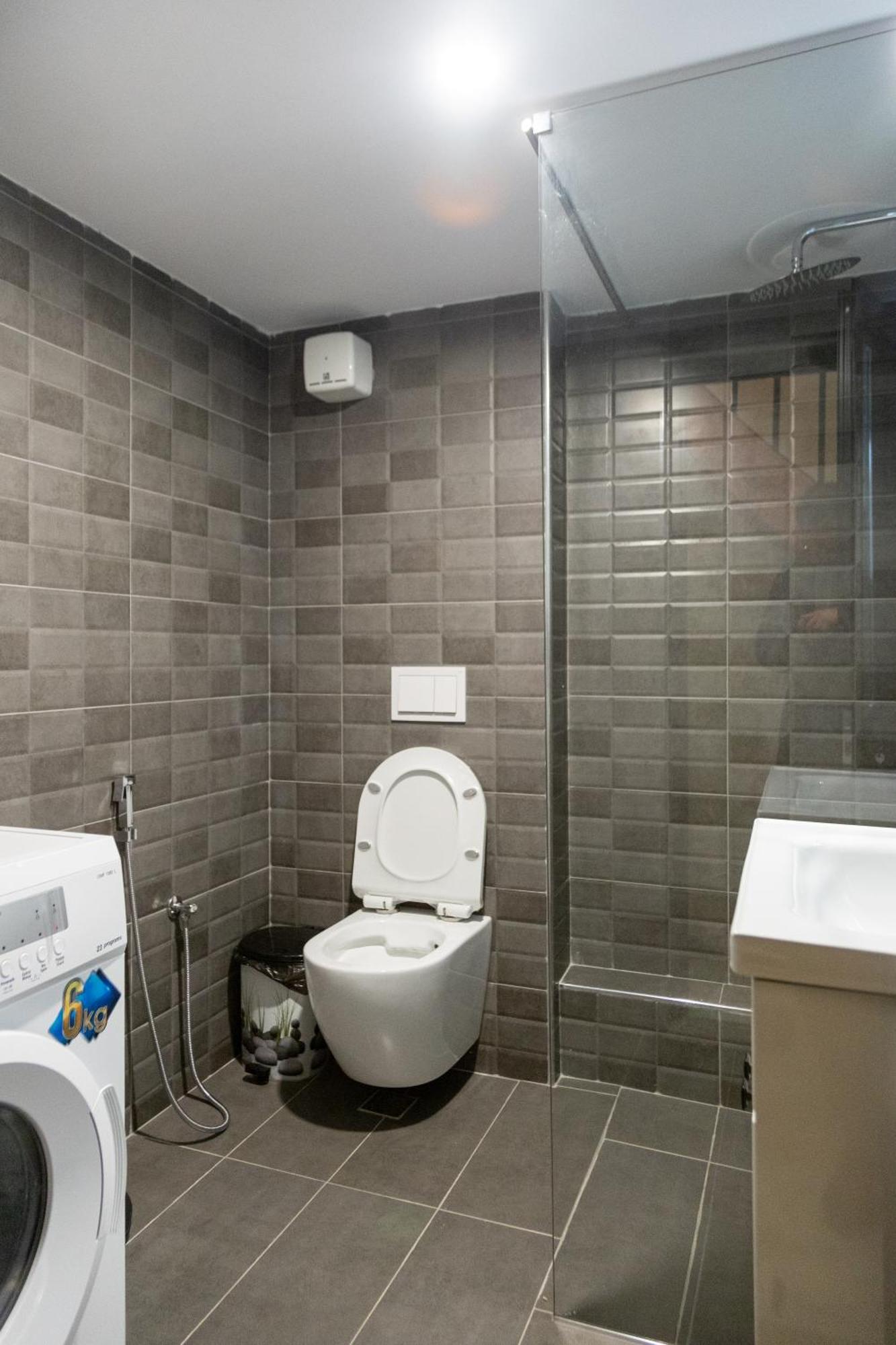 Cozy Loft-Blloku Downtown Hotel Tirana Exterior foto